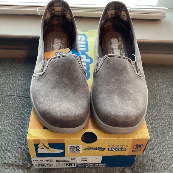 Skechers Women's Slip-Ins: On-the-GO Flex - Verona Slip-On Casual Walking Sneake - Picture 3 of 11